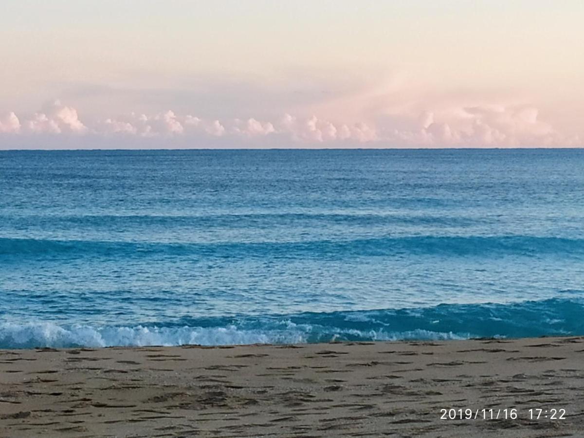 Encantador Apartamento Frente A La Playa De Bara Roda de Bara Bagian luar foto